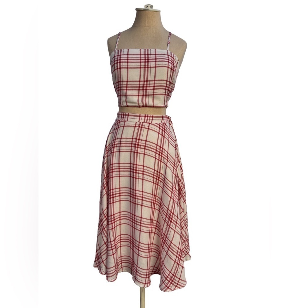 Lulu's Plaid Crop Top and Midi Skirt set Size Small - Picture 2 of 8